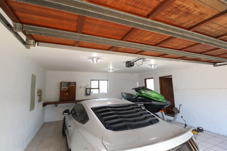 4 Bedroom Property for Sale in Amsterdamhoek Eastern Cape
